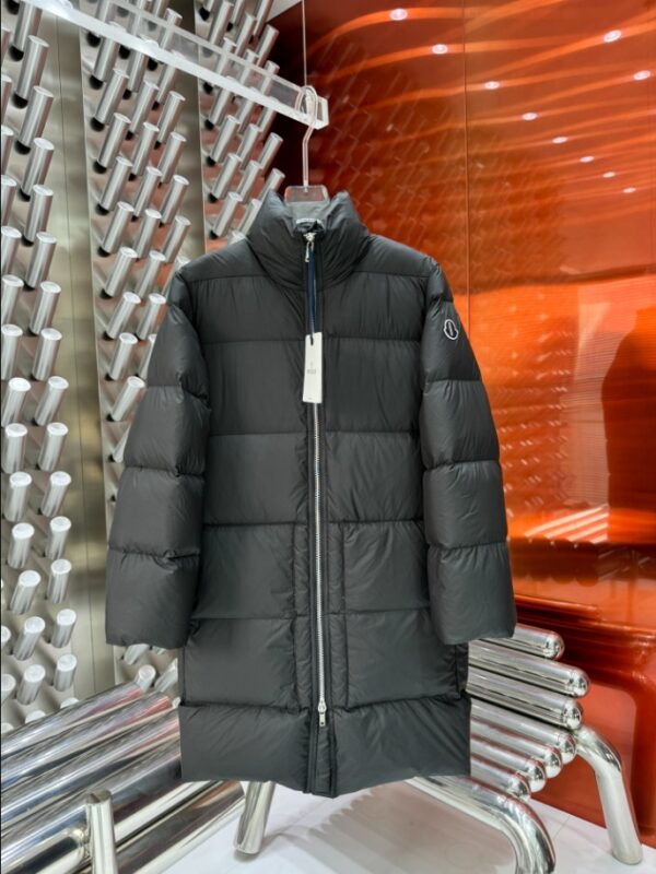 MONCLER Owens Cyclopic Puffer Black Coat – MC144 - Image 7
