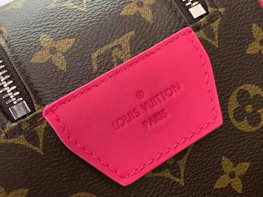 Louis Vuitton Dopp Kit Borneo Pink Monogram Macassar Canvas Bag - LW142 - Image 7