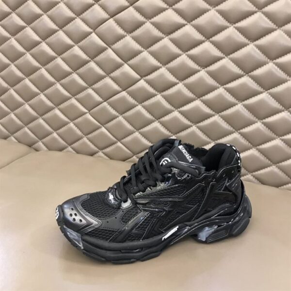 BALENCIAGA RUNNER SNEAKERS IN BLACK – BLA007 - Image 6