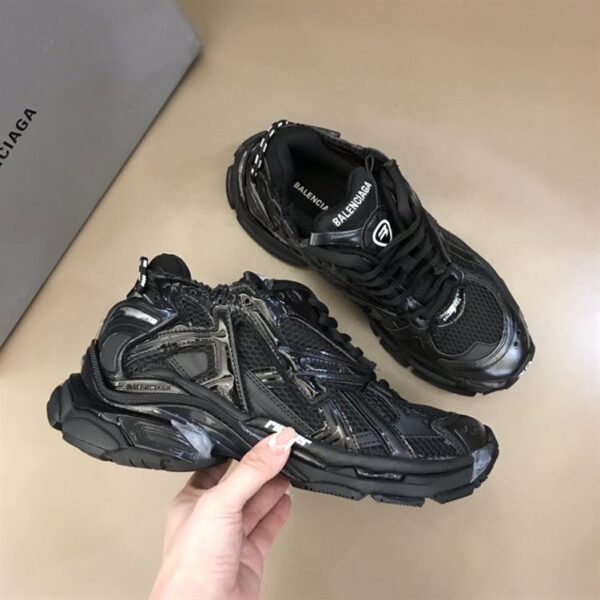 BALENCIAGA RUNNER SNEAKERS IN BLACK – BLA007 - Image 7