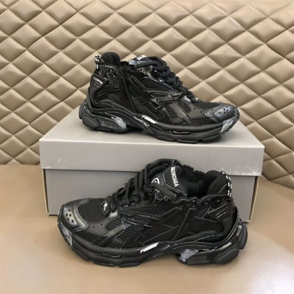 BALENCIAGA RUNNER SNEAKERS IN BLACK – BLA007 - Image 2