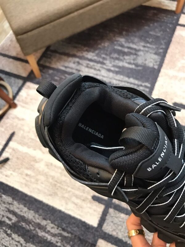 BALENCIAGA TRACK 3.0 SNEAKERS FULL BLACK – BLA004 - Image 6