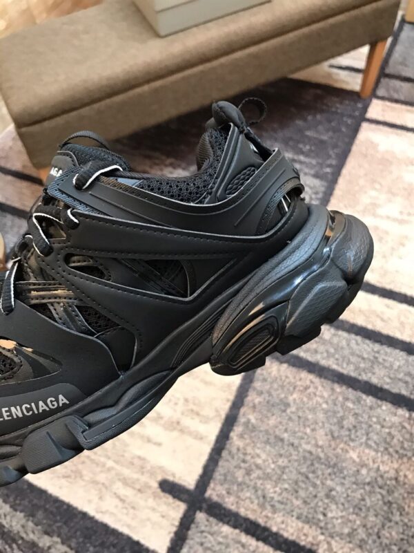 BALENCIAGA TRACK 3.0 SNEAKERS FULL BLACK – BLA004 - Image 4