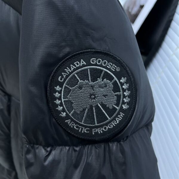 CANADA GOOSE CROFTON PUFFER JACKET – CN17 - Image 8