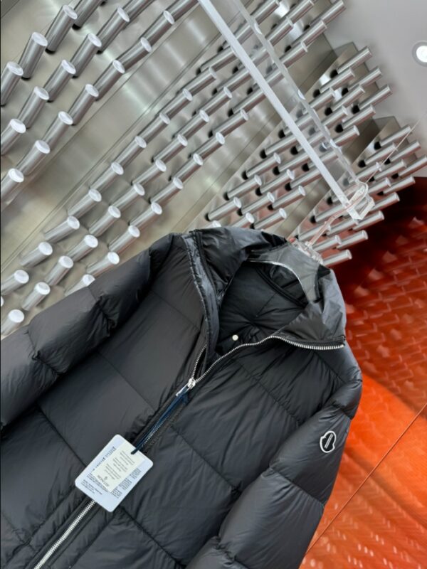MONCLER Owens Cyclopic Puffer Black Coat – MC144 - Image 2