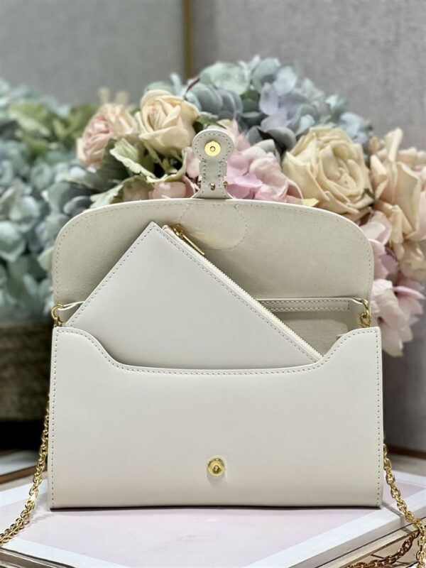 DIOR BOBBY EAST-WEST POUCH WITH CHAIN LATTE SMOOTH CALFSKIN - DOB099 - Image 4