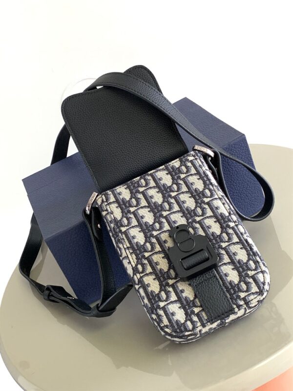 DIOR SADDLE VERTICAL POUCH WITH STRAP - DIO048 - Image 5