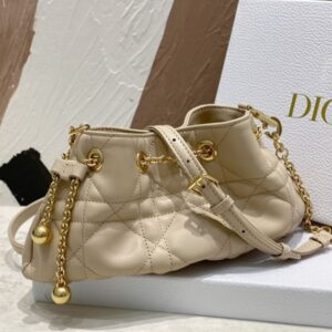 DIOR SMALL DIOR AMMI BAG BEIGE SUPPLE MACROCANNAGE LAMBSKIN - DOB048