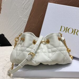 DIOR SMALL DIOR AMMI BAG WHITE SUPPLE MACROCANNAGE LAMBSKIN - DOB049