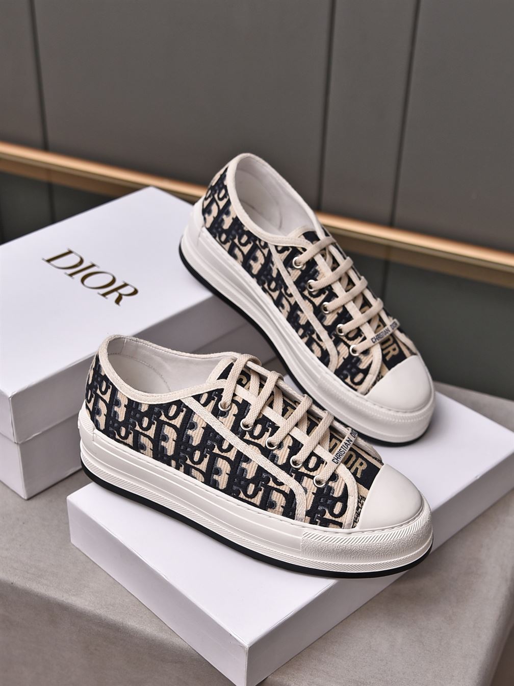 DIOR WALK'N'DIOR PLATFORM LOW-TOP SNEAKER – DO143 - Image 2