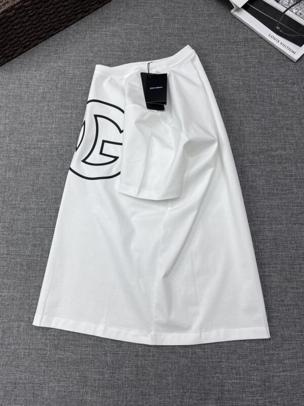 DOLCE & GABBANA COTTON T-SHIRT WITH DG PATCH – DT010 - Image 3