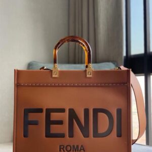 FENDI SUNSHINE MEDIUM BROWN LEATHER SHOPPER - F018