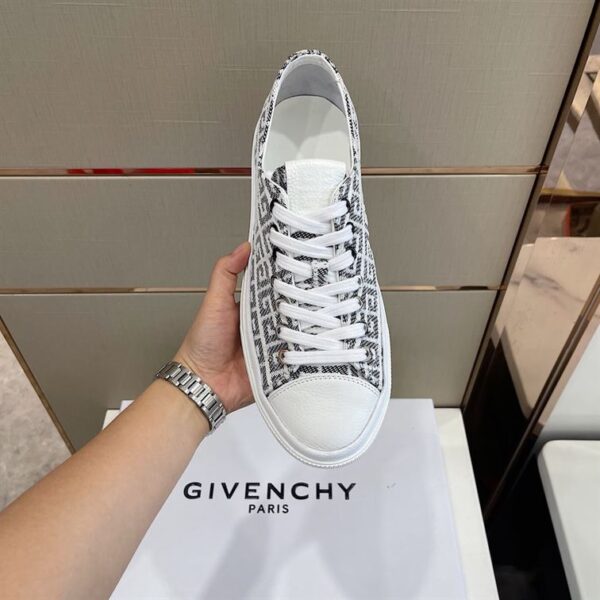 GIVENCHY CITY SNEAKERS IN 4G JACQUARD – GVC015 - Image 4