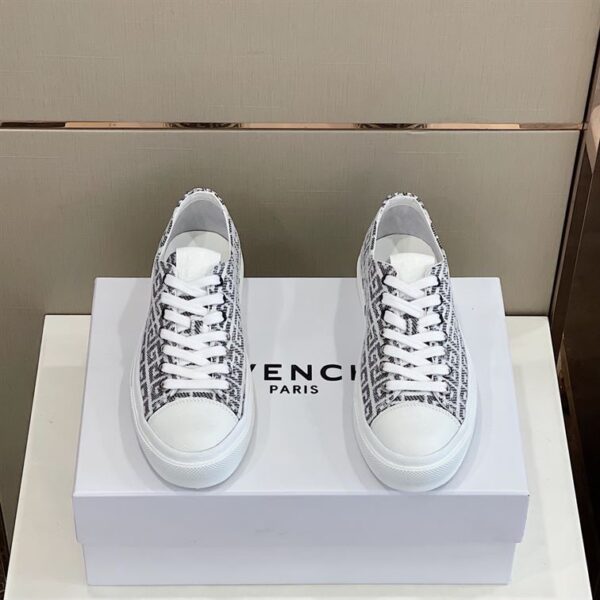 GIVENCHY CITY SNEAKERS IN 4G JACQUARD – GVC015 - Image 2