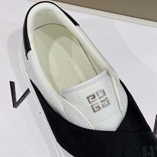 GIVENCHY CITY SPORT SNEAKERS IN LEATHER WITH DOUBLE WEBBING STRAP – GVC008 - Image 6