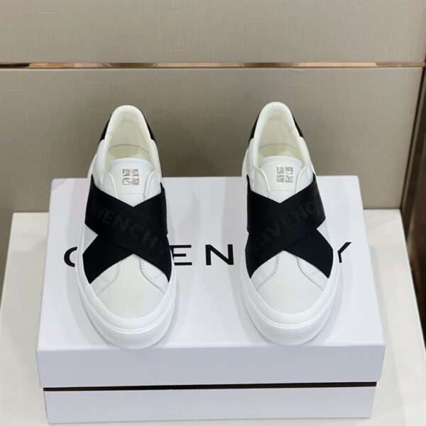 GIVENCHY CITY SPORT SNEAKERS IN LEATHER WITH DOUBLE WEBBING STRAP – GVC008 - Image 3