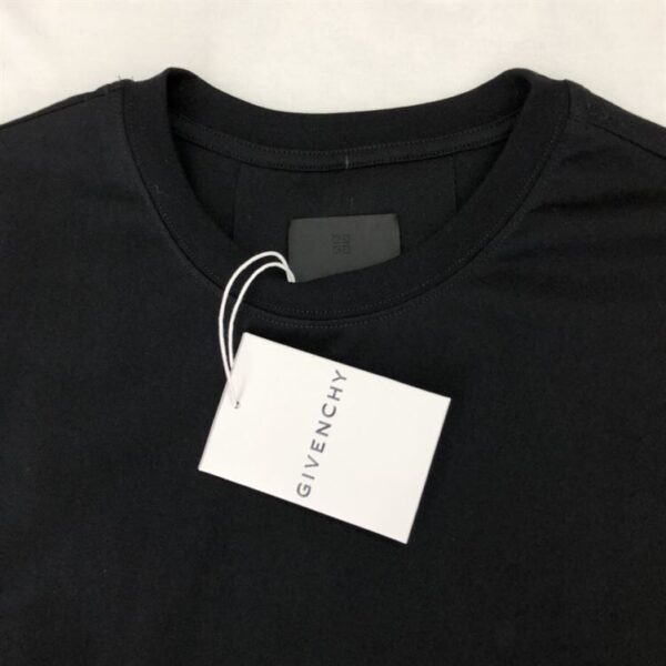 GIVENCHY REVERSE OVERSIZED T-SHIRT IN BLACK – GTS008 - Image 4