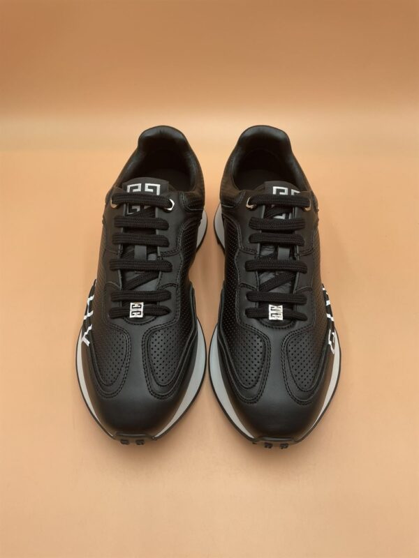 GIVENCHY RUNNER SNEAKERS IN PERFORATED LEATHER – GVC003 - Image 8