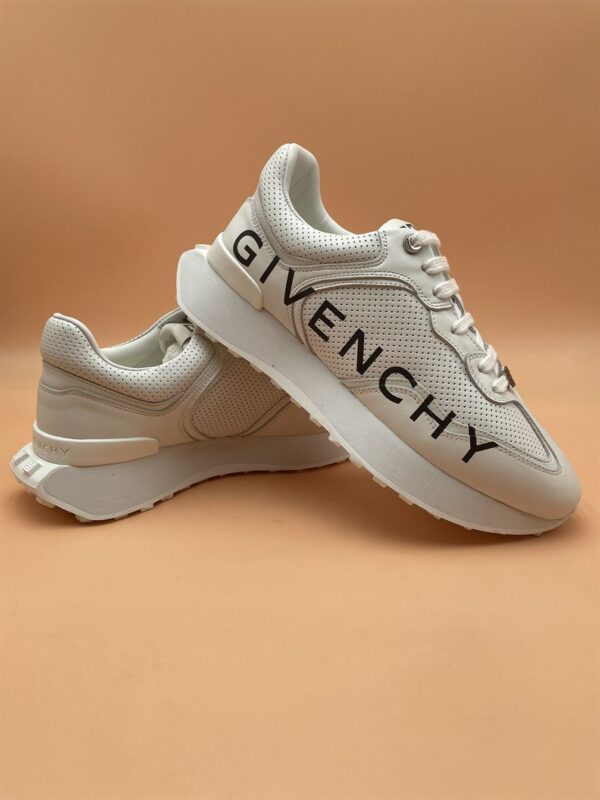 GIVENCHY RUNNER SNEAKERS IN PERFORATED LEATHER – GVC006 - Image 8