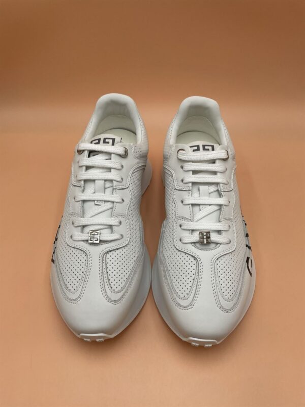 GIVENCHY RUNNER SNEAKERS IN PERFORATED LEATHER – GVC006 - Image 3