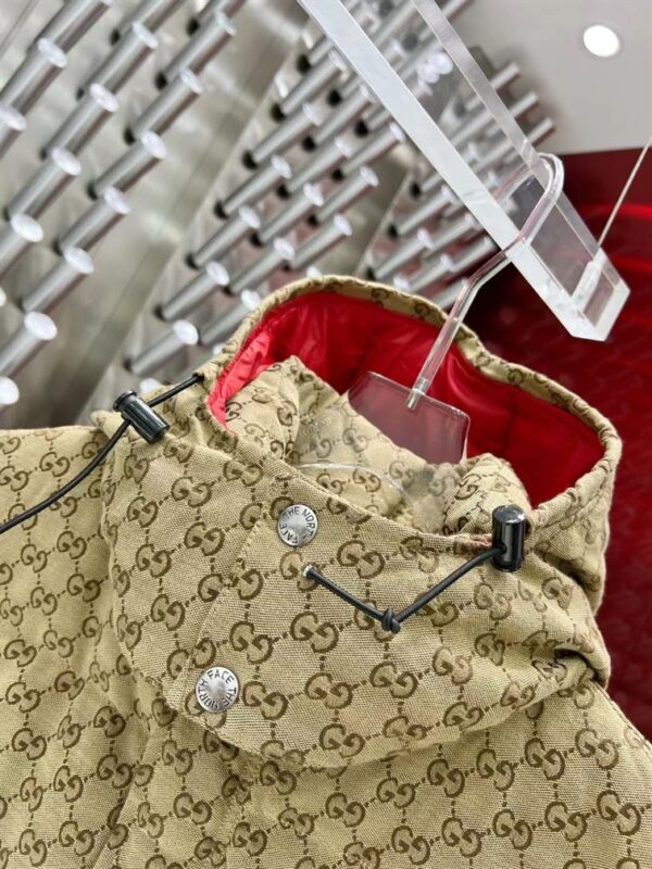 GUCCI X THE NORTH FACE PRINT JACKET BEIGE EBONY – GCJ011 - Image 6