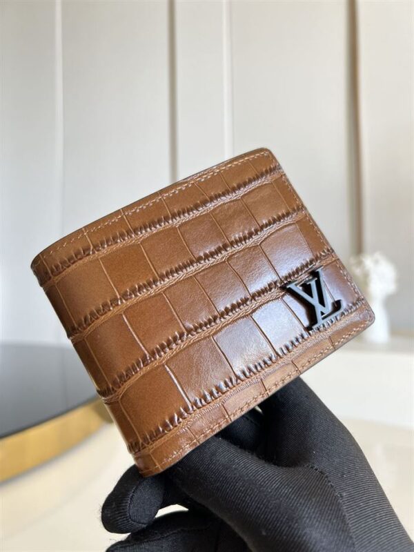 LOUIS VUITTON ALLIGATOR LEATHER MULTIPLE WALLET IN BROWN - WLV030 - Image 3