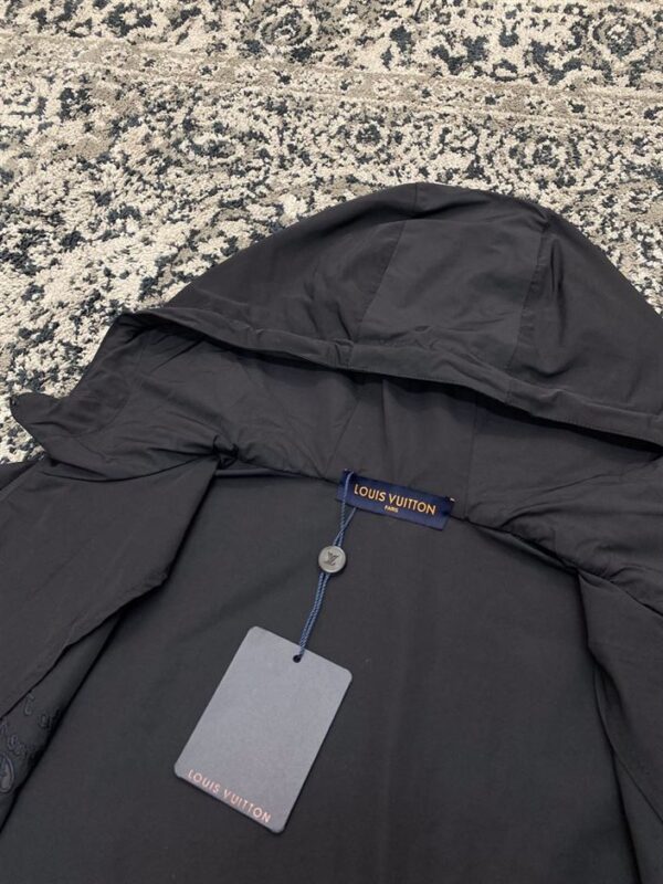 LOUIS VUITTON HYBRID ZIPPED HOODIE – LVH034 - Image 5