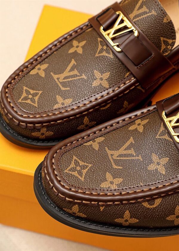 LOUIS VUITTON MAJOR LOAFER – VL033 - Image 4
