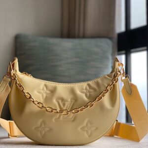 LOUIS VUITTON OVER THE MOON - LW008