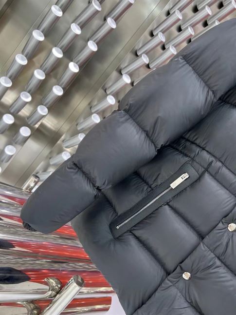 MONCLER BLACK BAUGES LEATHER-TRIMMED DOWN JACKET – MC083 - Image 4