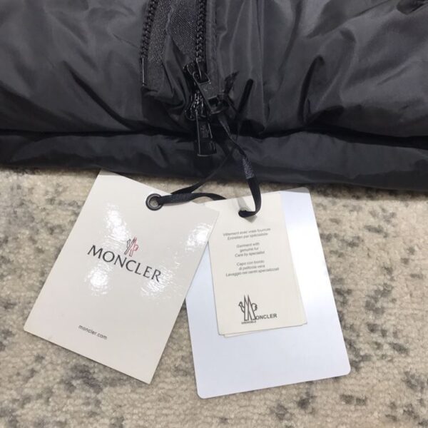 MONCLER COAT FOR MEN – MC013 - Image 9