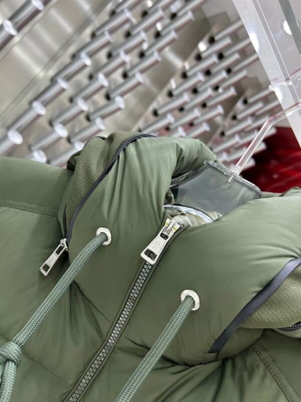 MONCLER DOWN GILET – MC131 - Image 3