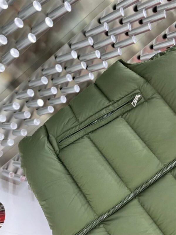 MONCLER DOWN GILET – MC131 - Image 9