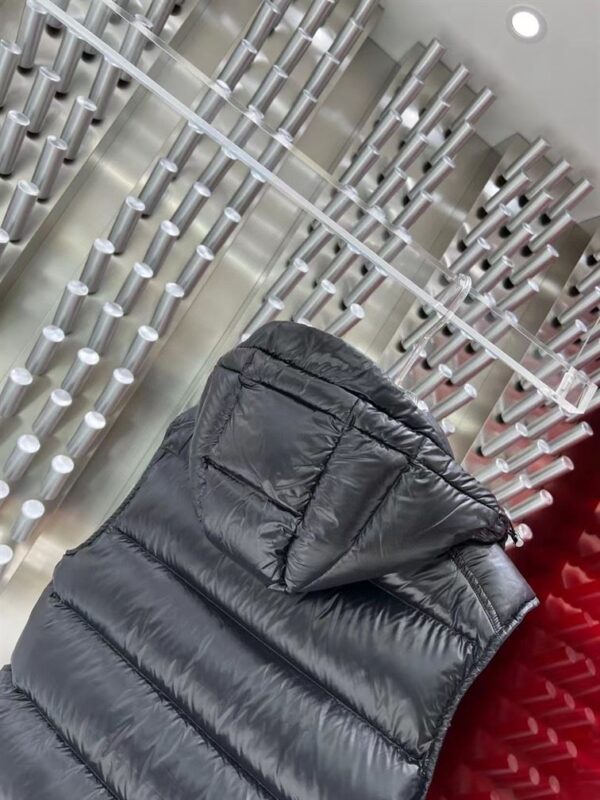 MONCLER DOWN GILET – MC133 - Image 5