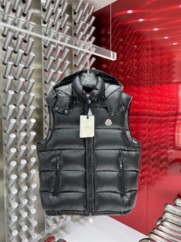 MONCLER DOWN GILET – MC133