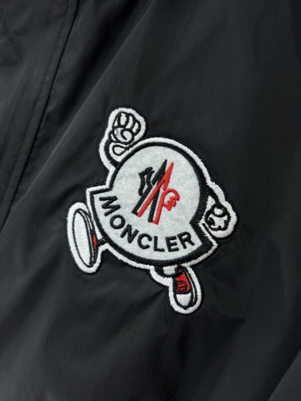 MONCLER GUIERS RAIN JACKET – MC099 - Image 5