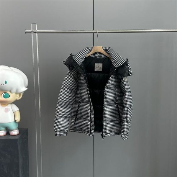 MONCLER SOCOTRINE SHORT DOWN JACKET – MC057 - Image 3