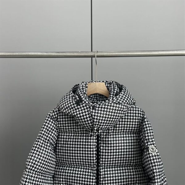 MONCLER SOCOTRINE SHORT DOWN JACKET – MC057 - Image 4