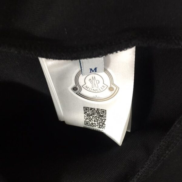 MONCLER ZIPPED SWEATSHIRT – MC068 - Image 7