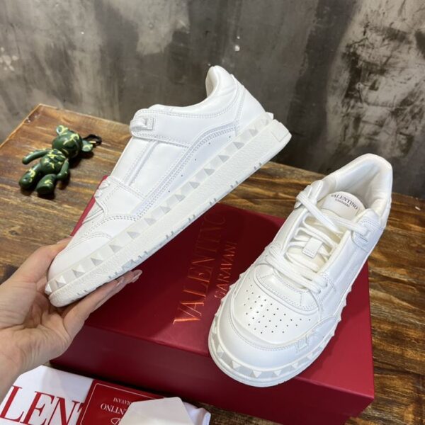 VALENTINO FREEDOTS LOW-TOP SNEAKER IN CALFSKIN – VN003 - Image 4